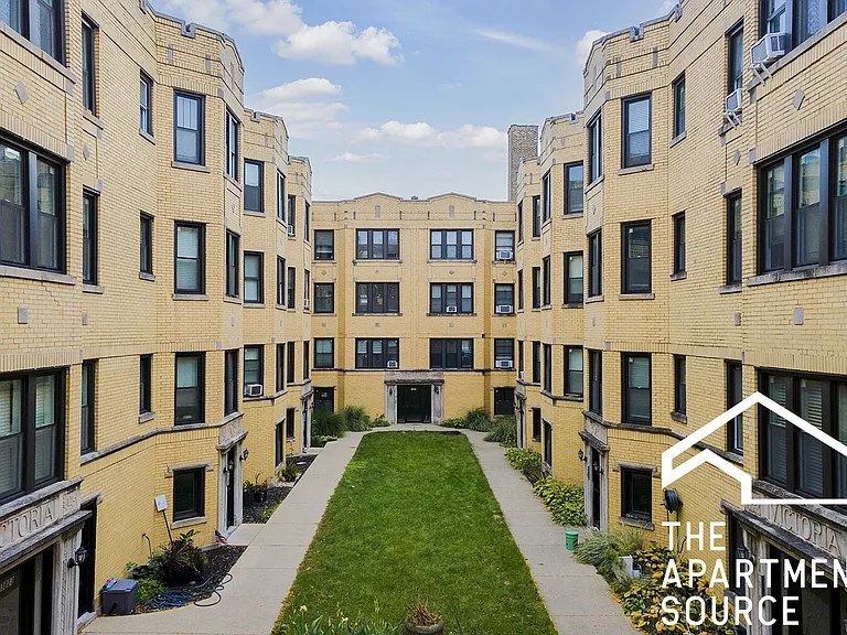 3821 N Greenview Ave #1E — Photo 8
