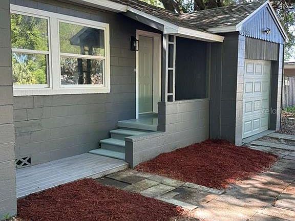 5th image of 2402 Stevens Ave