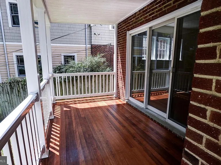 4633 Asbury Pl NW — Photo 6