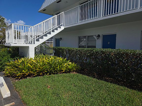 2nd image of 2929 SE Ocean Boulevard #116-5