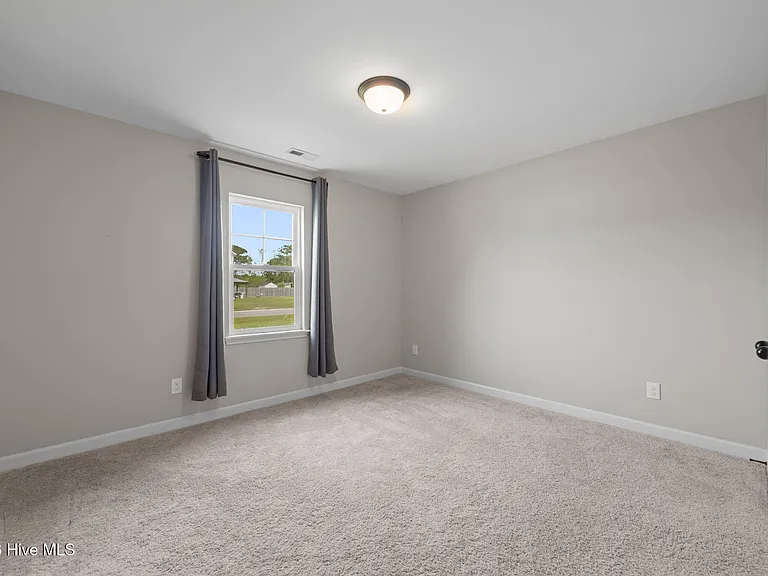 111 Anderson Ave — Photo 24