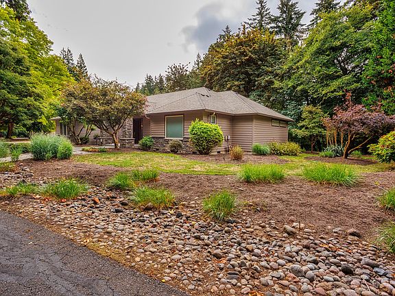 2nd image of 10413 NE 179th St