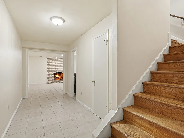 6306 Dunaway Ct — Photo 52
