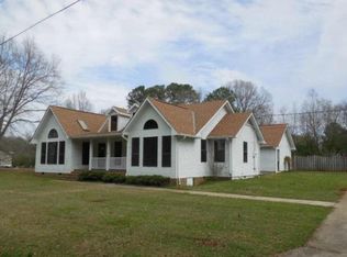 1877 Taylors Chapel Rd, Eastaboga, AL 36260