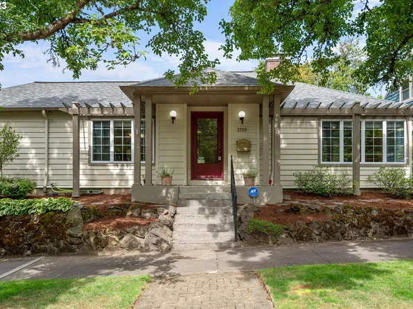 3709 SE Glenwood St, Portland, OR 97202