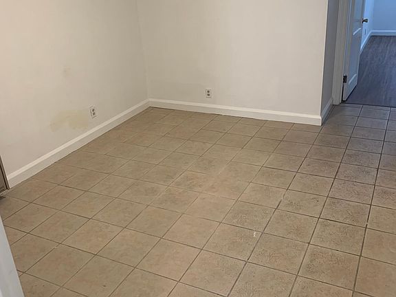 5th image of 1745 Silver Ave #A