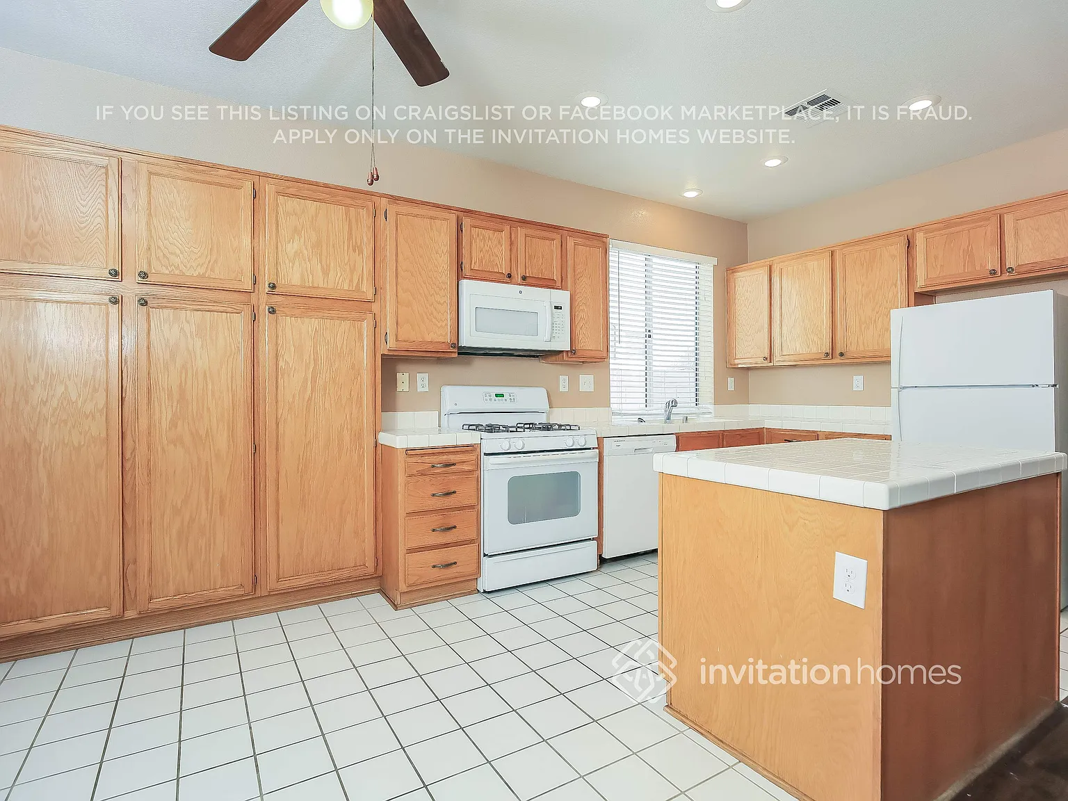 2233 Warm Walnut Dr Las Vegas, NV 89134 — Photo 4