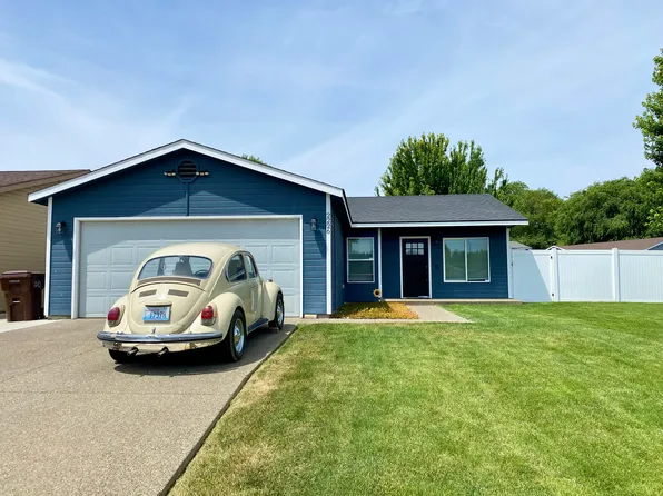 2226 S 66th Ave, Yakima, WA 98903