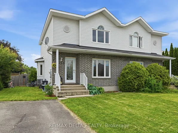 123 Panorama Ave, Alfred And Plantagenet, ON K0A 3K0