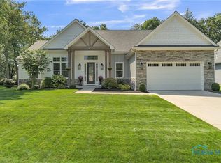 4635 Sandhill Ct, Sylvania, OH 43560