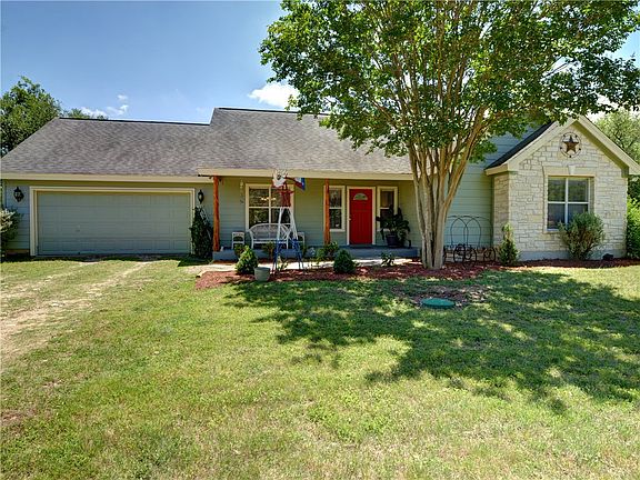 4th image of 496 Carol Ann Dr