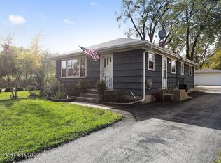 4400 Roslyn Rd, Downers Grove, IL 60515