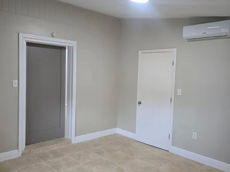 6033 Pine Ln — Photo 7