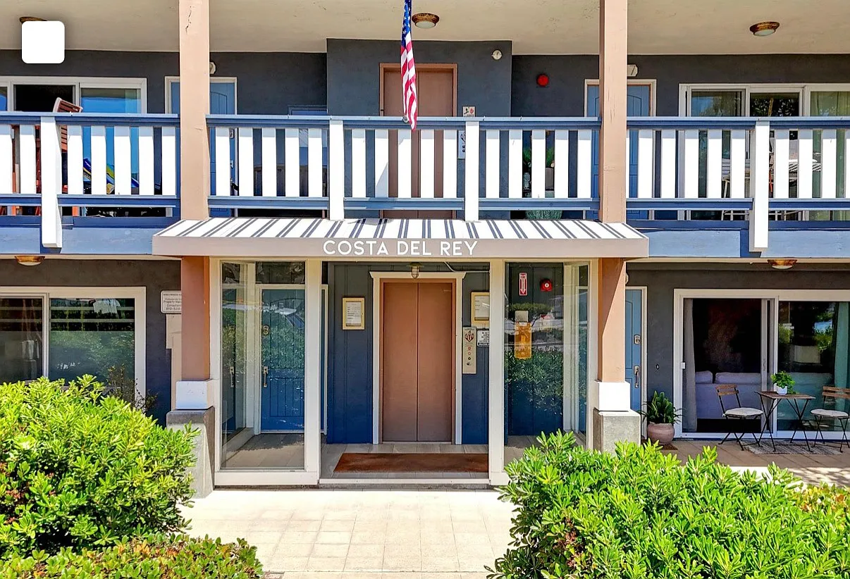 2 bed, 802 sqft, $7,500 — Photo 2