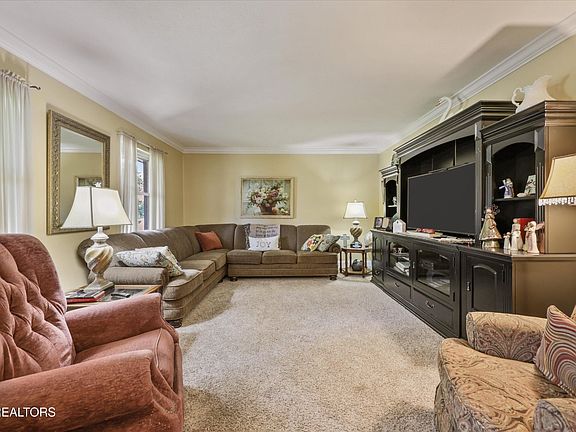 5th image of 7517 Temple Acres Dr