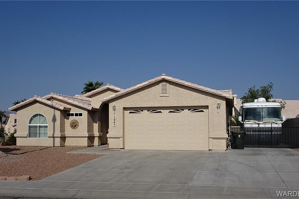 1st image of 1941 E Gold Lake Dr