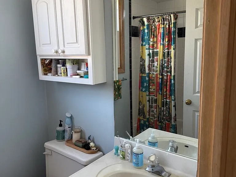 1444 W Walton St #3 — Photo 15