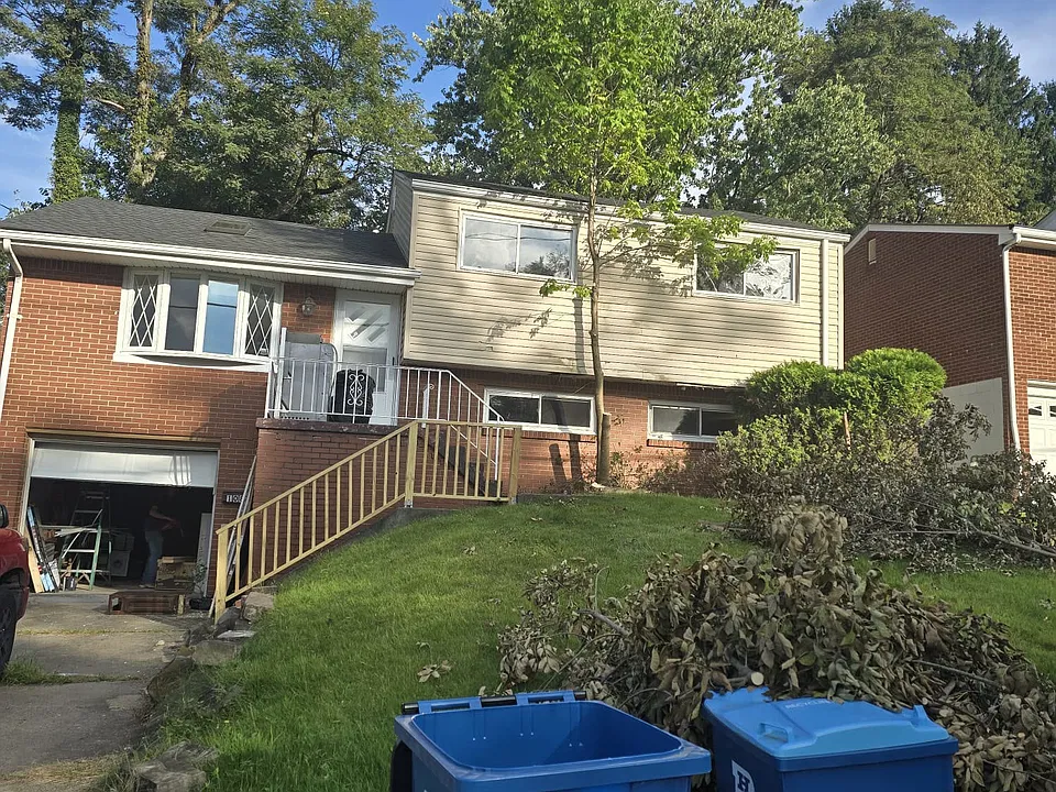 108 Lisa Dr