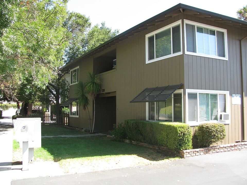 1st image of 210 Rushmore Ln APT 8