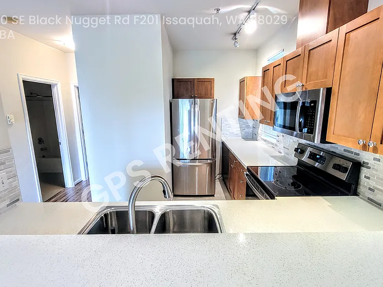 23420 SE Black Nugget Rd #F201 — Photo 5