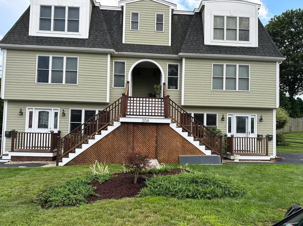 204 Hesperus Ave APT 4, Gloucester, MA 01930