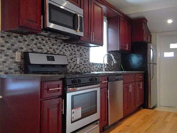 5th image of 62 McKee St
