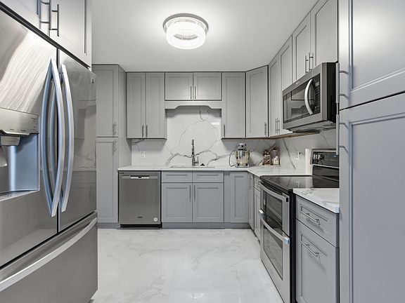 5th image of 2101 S Ocean Dr APT 1507