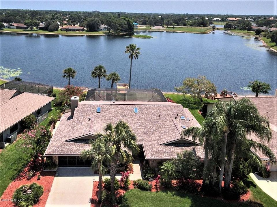 1st image of 465 Crystal Lake Dr
