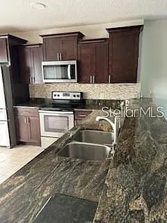 203 McLeods Way — Photo 5