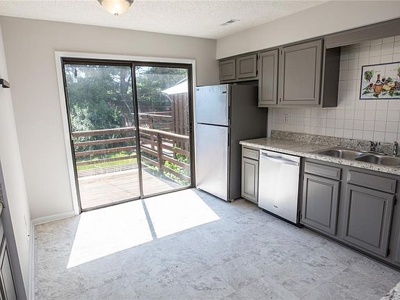 5th image of 2212 Rockwater Ter #2212