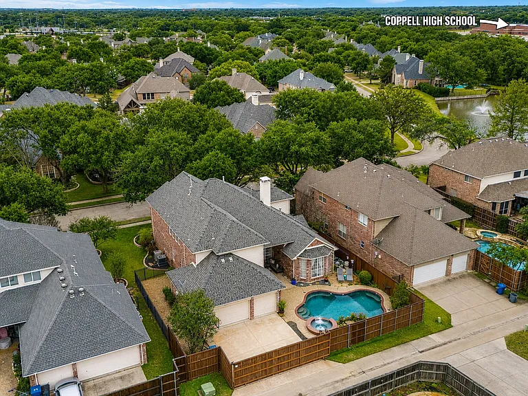 433 Martel Ln — Photo 42