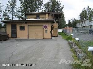 Exterior/Garage