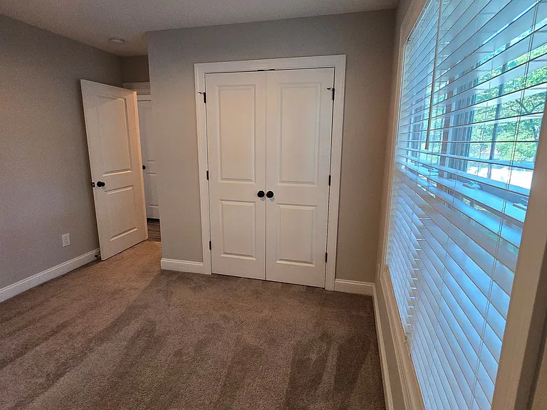404 S Rose Ave — Photo 24
