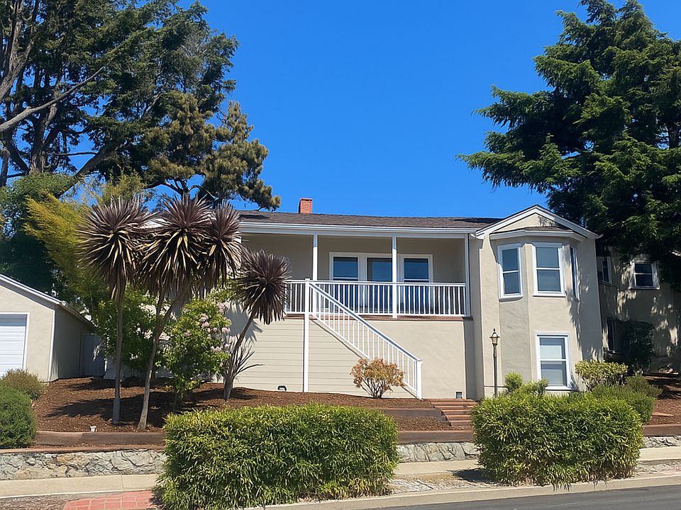 Living space is upstairs. Storage, bonus room and detached garage are on ground floor.