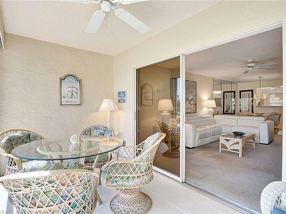 5th image of 320 Horse Creek DR #105
