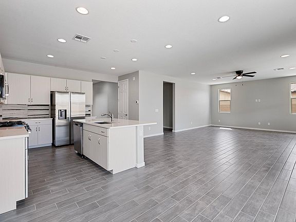 4th image of 22508 E Twilight Dr