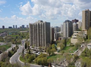 9918 101st St NW #1703, Edmonton, AB T5K2L1