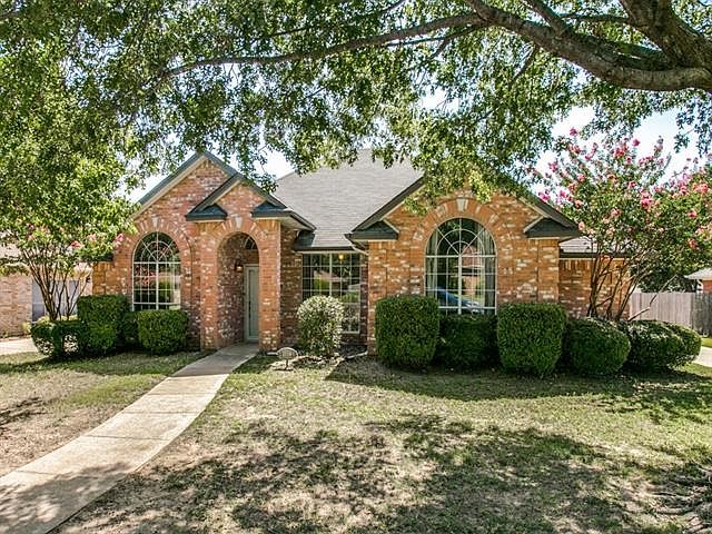 1st image of 1119 Valerie Dr
