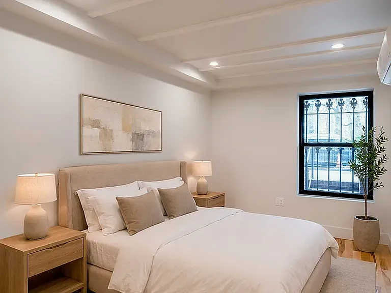 31 Orient Ave #PARLOR — Photo 6