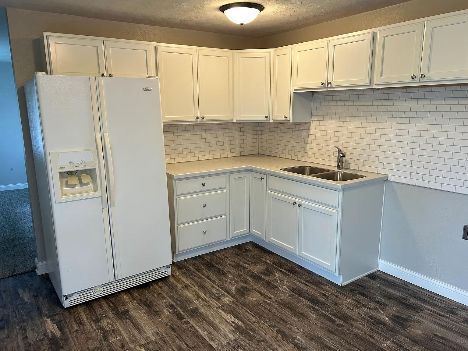 2 bed, 650 sqft, $1,000 — Photo 1