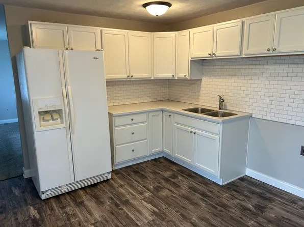 1023 Old Main St, Miamisburg, OH 45342