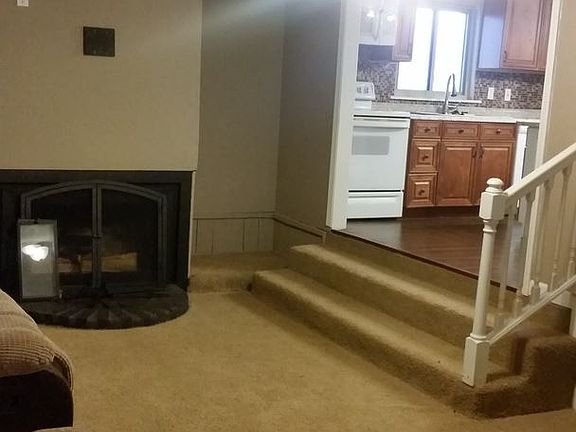 3rd image of 512 NW Glendale Dr