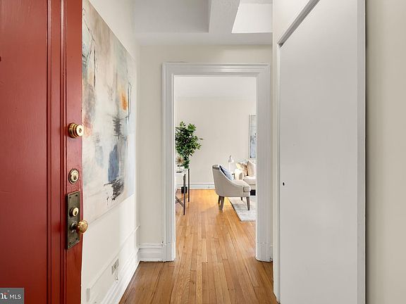 4th image of 2456 20th St NW APT 403