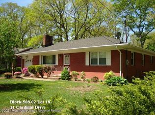 11 Cardinal Dr, Toms River, NJ