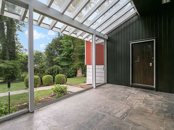 3rd image of 3 Tory Ln