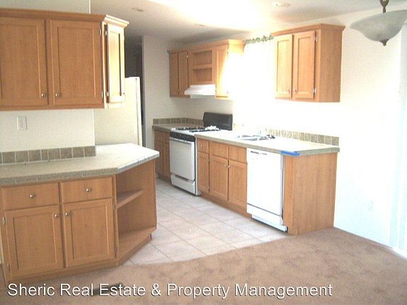 3rd image of 57709 Pueblo Trl
