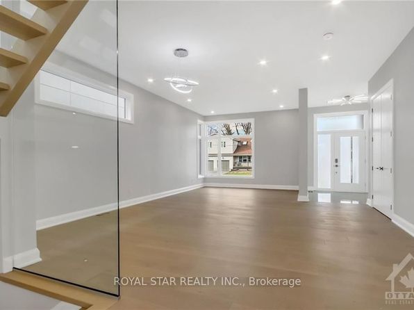 78 Rossland Ave, Ottawa, ON K2G 2K8