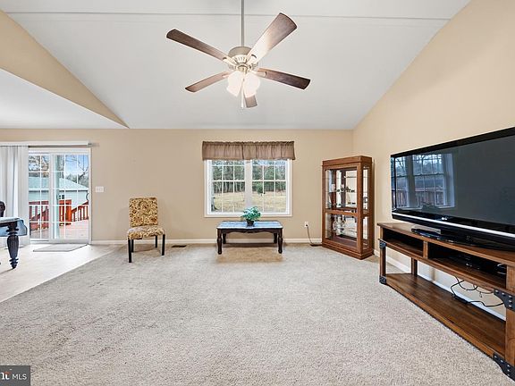 4th image of 8035 Armiger Dr N