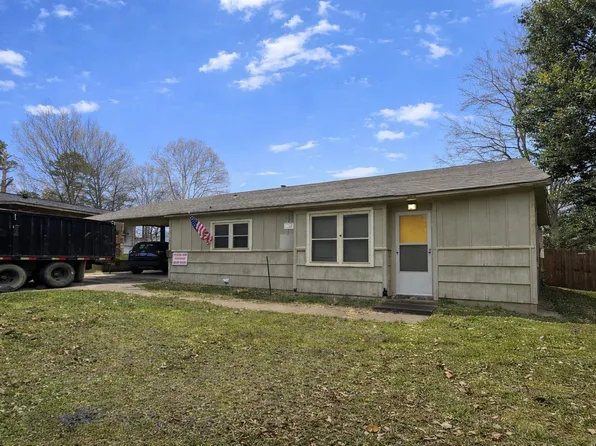 707 Oakwood Dr, Benton, AR 72015