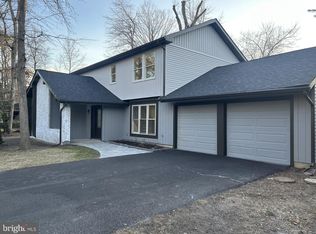 4 Coventry Cir E, Marlton, NJ 08053